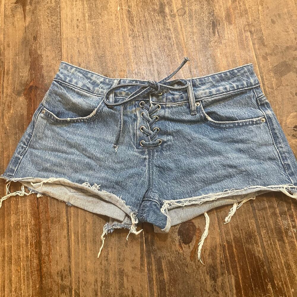 PacSun | Shorts | Pacsun Lace Front Stretch Low Rise Shorts Sz 26
